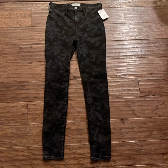 Free People Denim - Free People Camo High Waist Denim Long & Lean Jeans Size 27R